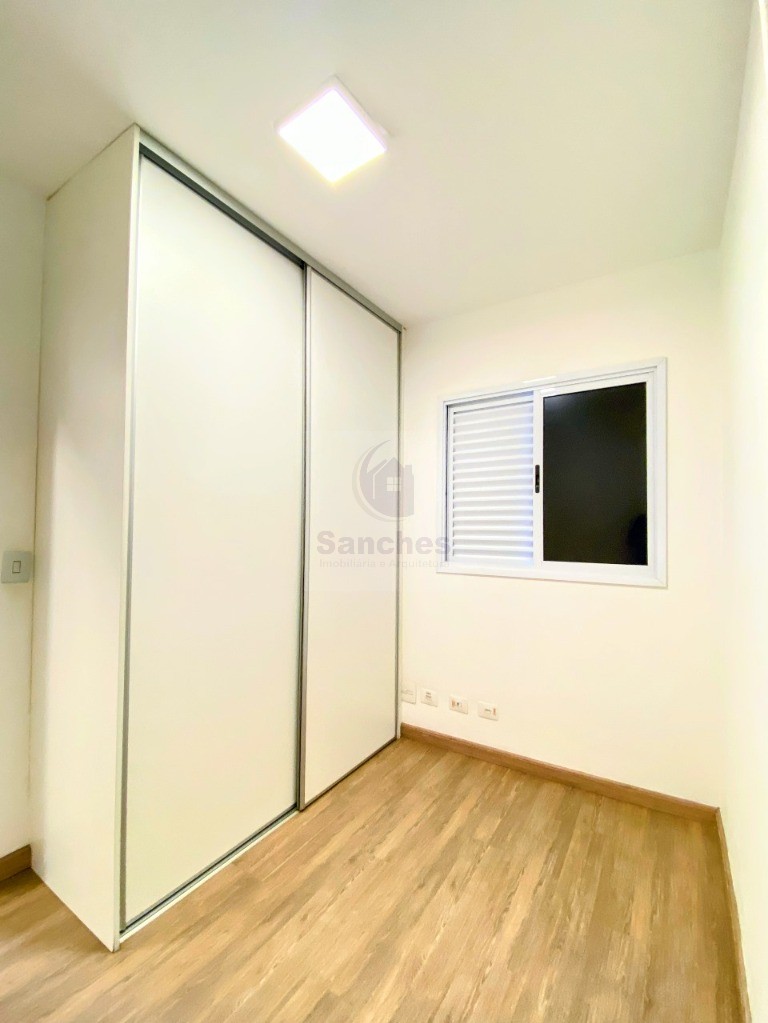 Apartamento à venda com 3 quartos, 87m² - Foto 4