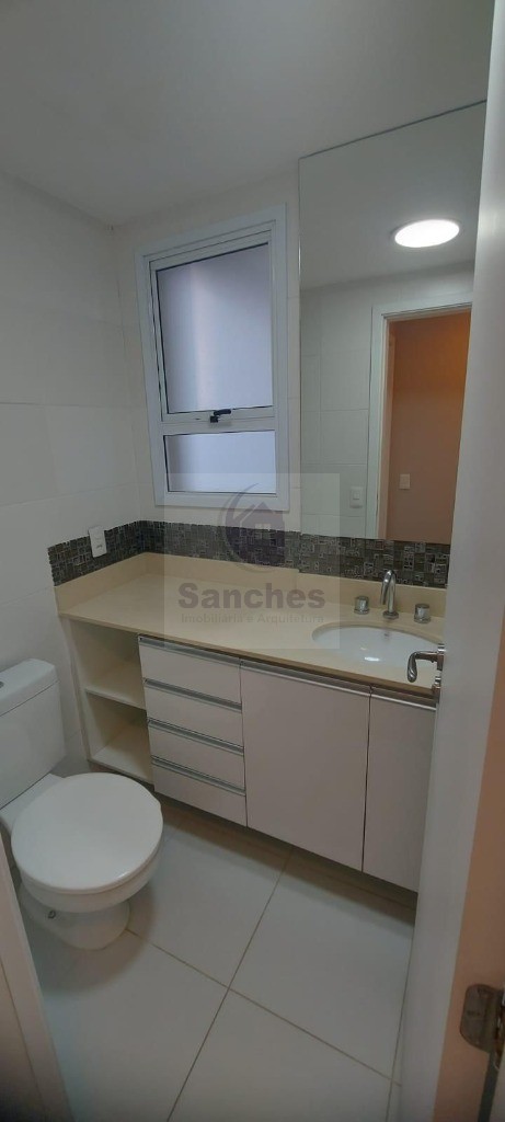 Apartamento à venda com 2 quartos, 72m² - Foto 35