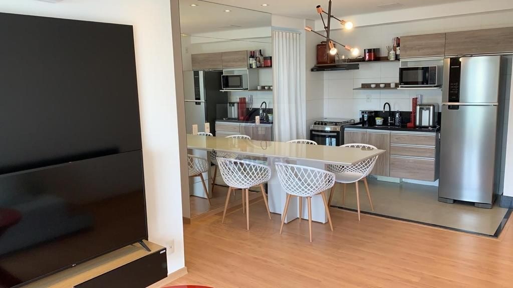 Apartamento à venda com 2 quartos, 72m² - Foto 9