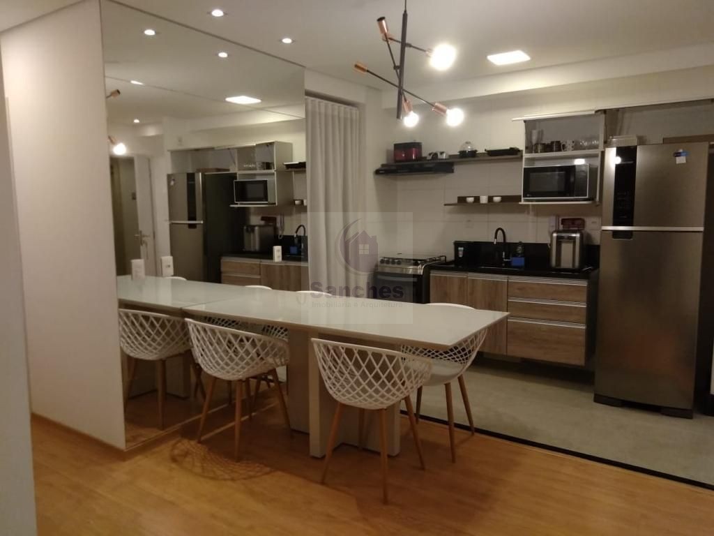 Apartamento à venda com 2 quartos, 72m² - Foto 2