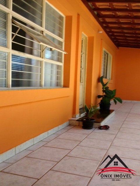 Casa à venda com 3 quartos, 330m² - Foto 37