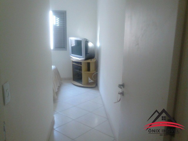 Casa à venda com 3 quartos, 250m² - Foto 24