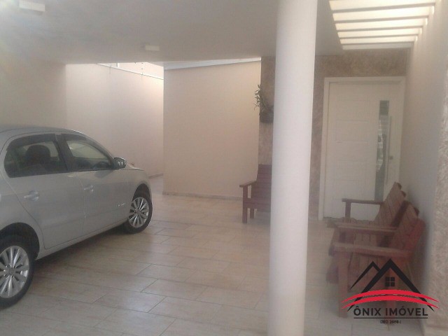 Casa à venda com 3 quartos, 250m² - Foto 5