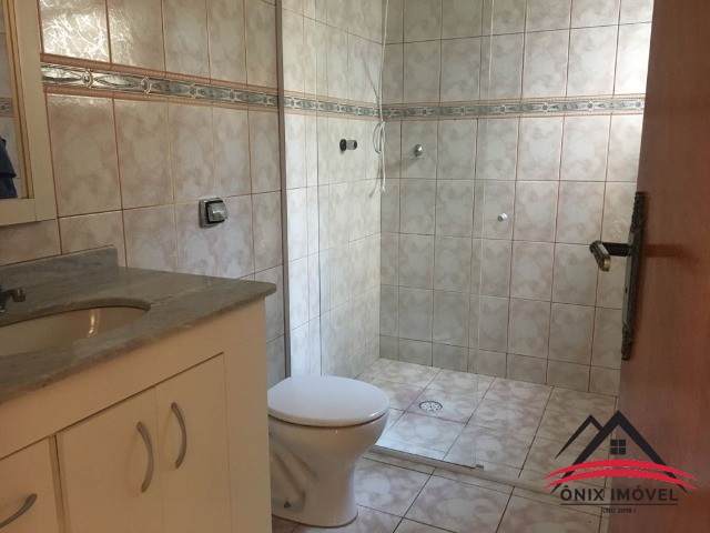 Casa à venda com 3 quartos, 170m² - Foto 12