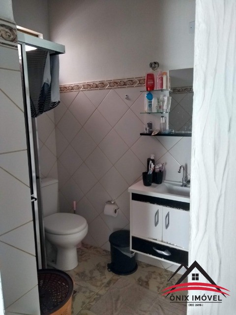 Casa à venda com 2 quartos, 300m² - Foto 9