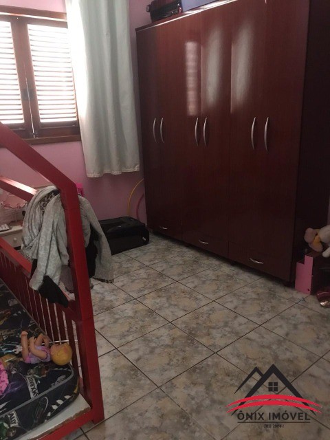 Casa à venda com 3 quartos, 180m² - Foto 15