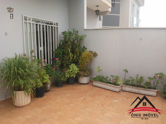 Sobrado à venda com 2 quartos, 80m² - Foto 2