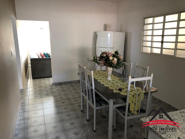 Casa à venda com 3 quartos, 420m² - Foto 4