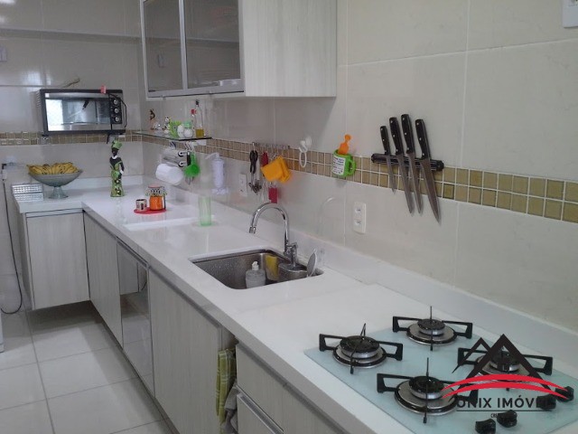 Apartamento à venda com 2 quartos, 121m² - Foto 9