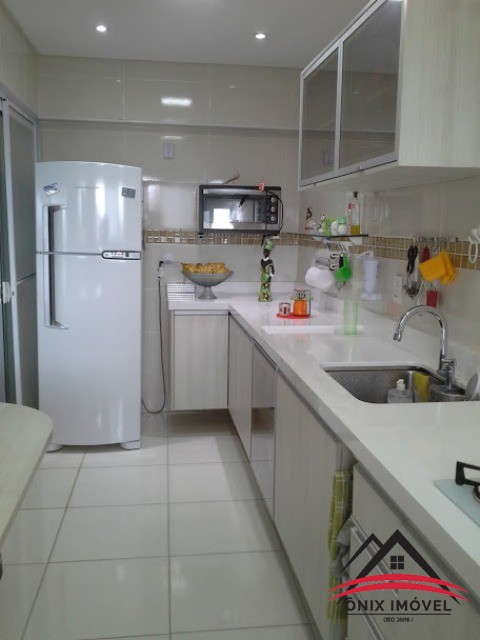 Apartamento à venda com 2 quartos, 121m² - Foto 10