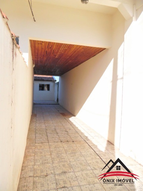 Casa à venda com 2 quartos, 250m² - Foto 19