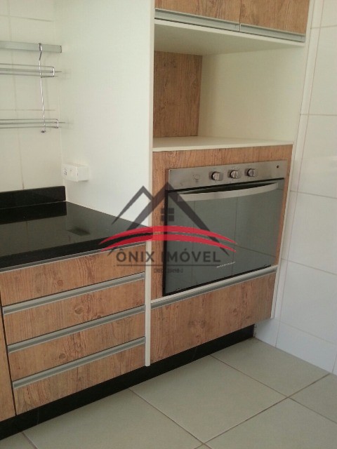 Apartamento à venda com 2 quartos, 84m² - Foto 7