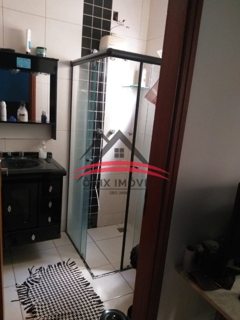 Casa de Condomínio à venda com 3 quartos, 250m² - Foto 12