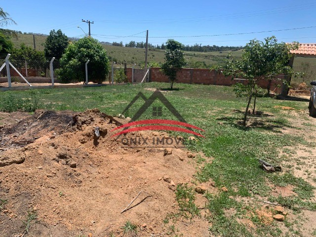 Fazenda à venda com 1 quarto, 1600m² - Foto 1