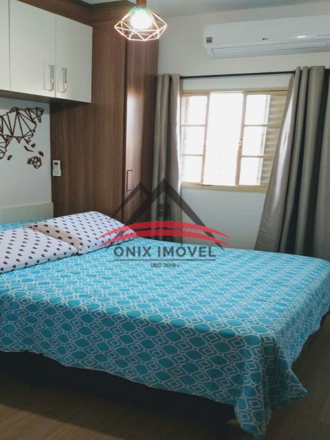 Sobrado à venda com 2 quartos, 65m² - Foto 2