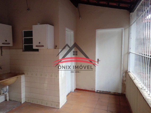 Casa à venda com 3 quartos, 420m² - Foto 14