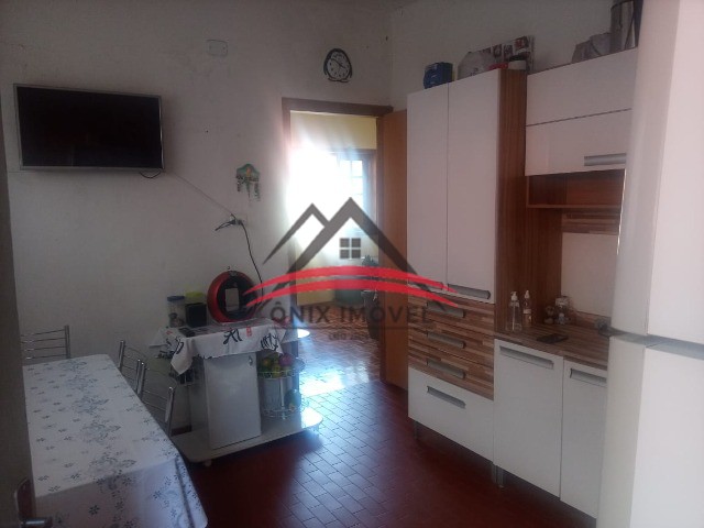 Prédio Inteiro à venda com 3 quartos, 300m² - Foto 2