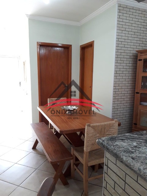 Casa à venda com 3 quartos, 275m² - Foto 17