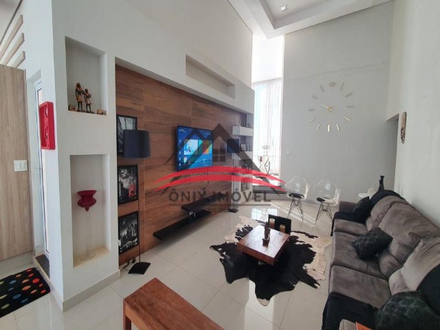 Casa à venda com 4 quartos, 502m² - Foto 2