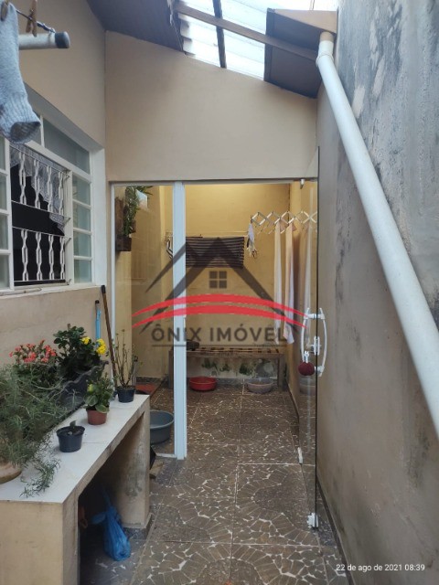 Casa à venda com 2 quartos, 150m² - Foto 5