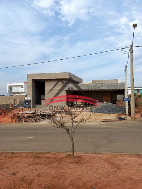 Casa de Condomínio à venda com 3 quartos, 270m² - Foto 4