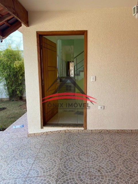 Casa à venda com 3 quartos, 250m² - Foto 11