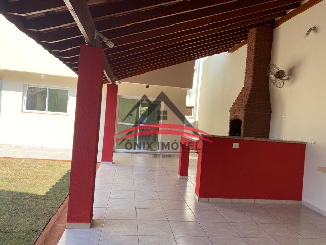 Casa à venda com 3 quartos, 250m² - Foto 26