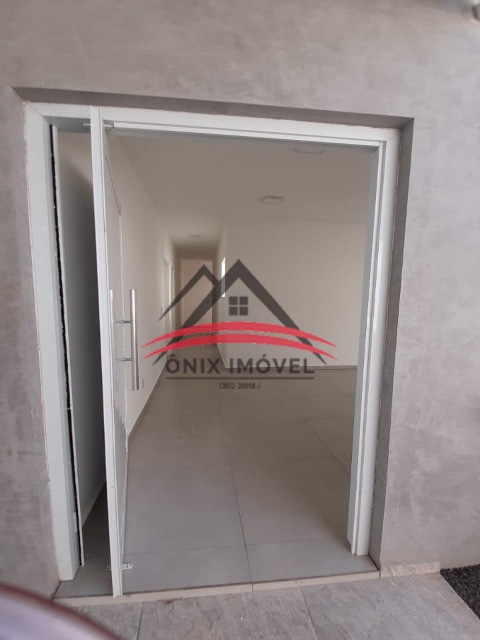 Casa à venda com 2 quartos, 170m² - Foto 4