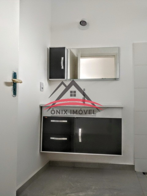 Casa à venda com 2 quartos, 170m² - Foto 8