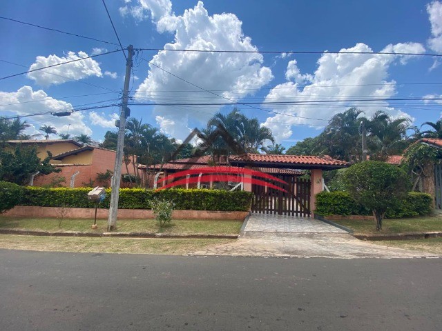 Fazenda à venda com 2 quartos, 226m² - Foto 1