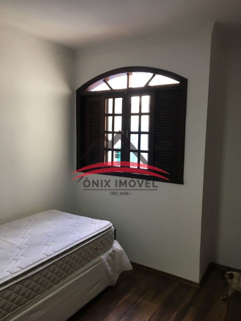 Casa à venda com 5 quartos, 139m² - Foto 19