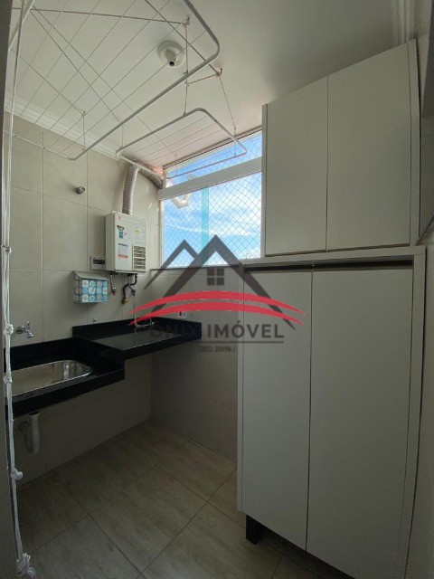 Apartamento à venda com 3 quartos, 135m² - Foto 3