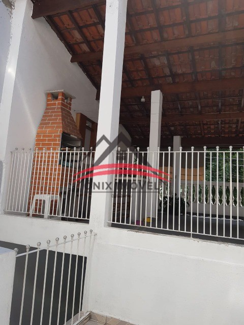 Sobrado à venda com 3 quartos, 200m² - Foto 4