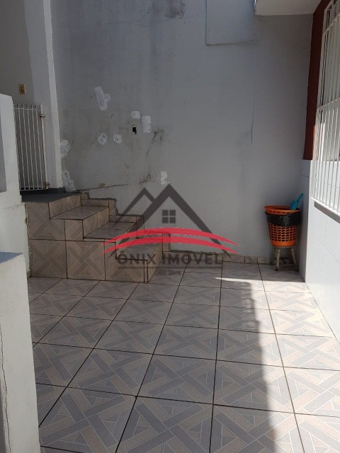 Sobrado à venda com 3 quartos, 200m² - Foto 6