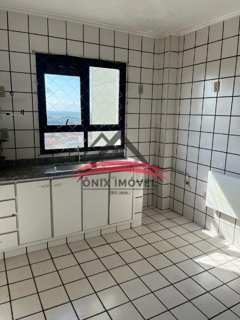 Apartamento à venda com 3 quartos, 105m² - Foto 14