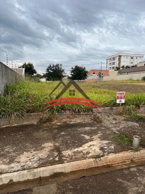 Terreno à venda, 250m² - Foto 1