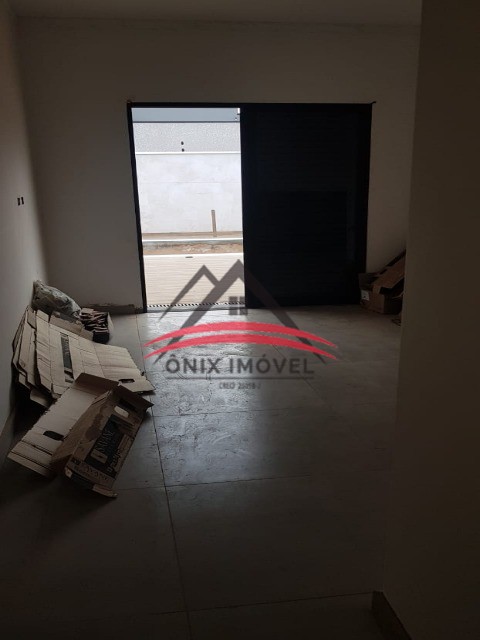 Casa à venda com 3 quartos, 107m² - Foto 12