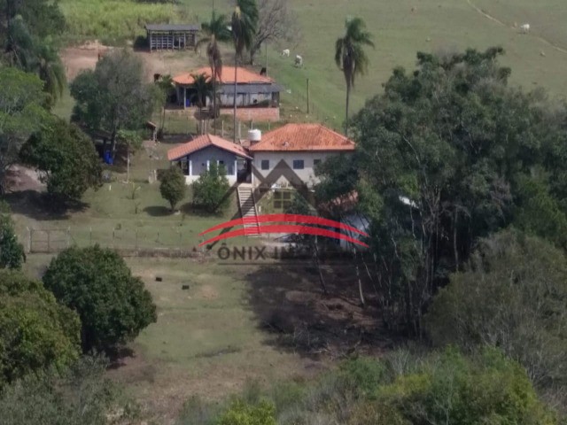 Chácara à venda com 3 quartos, 18000m² - Foto 1