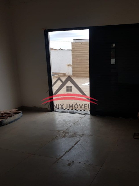 Casa à venda com 3 quartos, 107m² - Foto 9