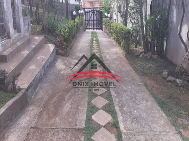 Fazenda à venda com 2 quartos, 200m² - Foto 1