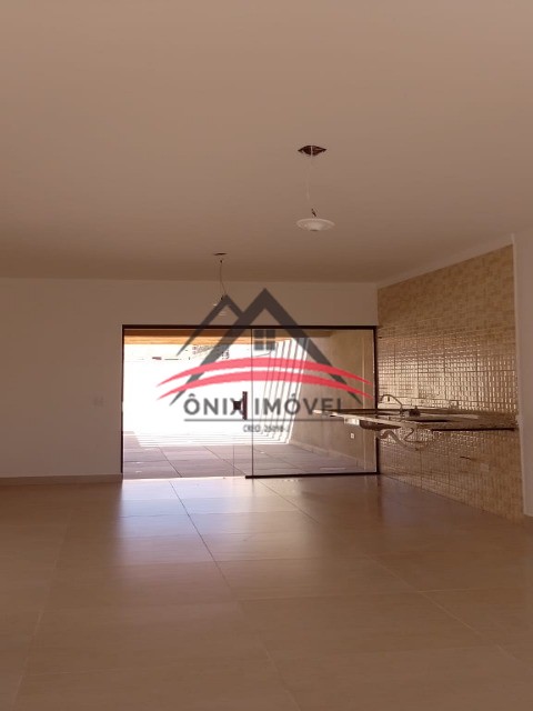 Casa à venda com 3 quartos, 200m² - Foto 8