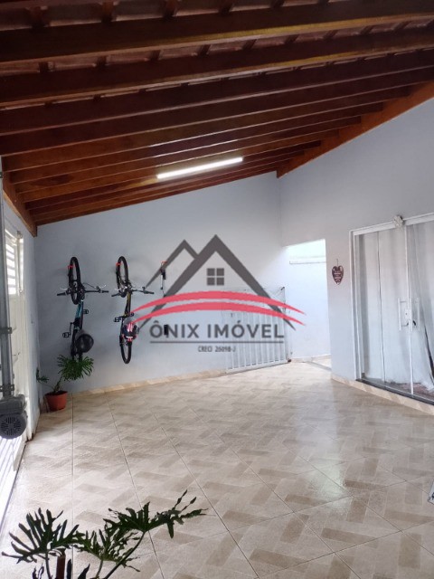 Casa à venda com 2 quartos, 150m² - Foto 13