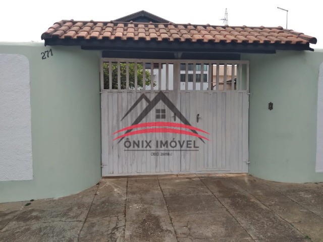 Sobrado à venda com 4 quartos, 240m² - Foto 1