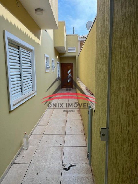 Casa de Condomínio à venda com 3 quartos, 270m² - Foto 3