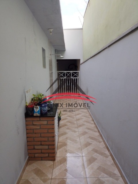 Casa à venda com 2 quartos, 150m² - Foto 9