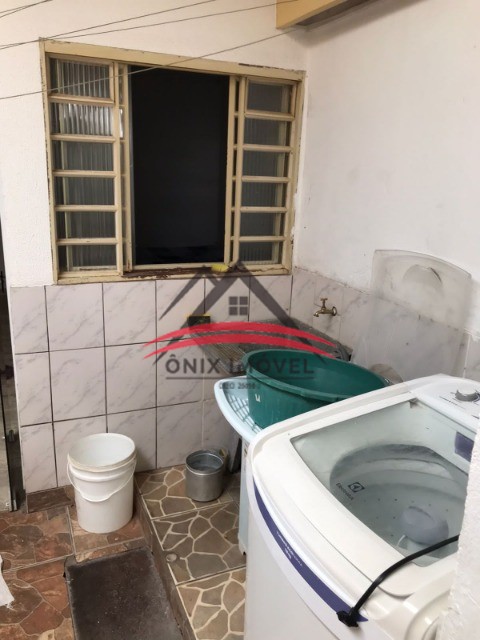 Casa à venda com 4 quartos, 120m² - Foto 10