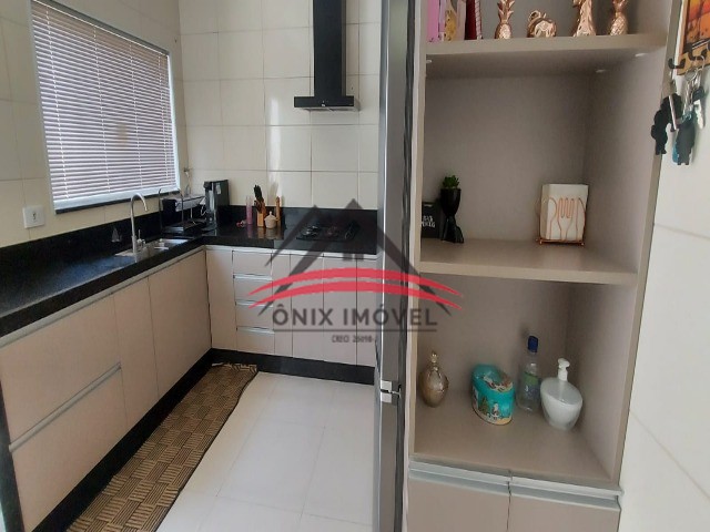 Casa à venda com 2 quartos, 112m² - Foto 12