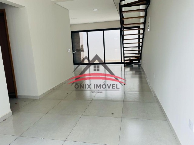 Sobrado à venda com 2 quartos, 105m² - Foto 4