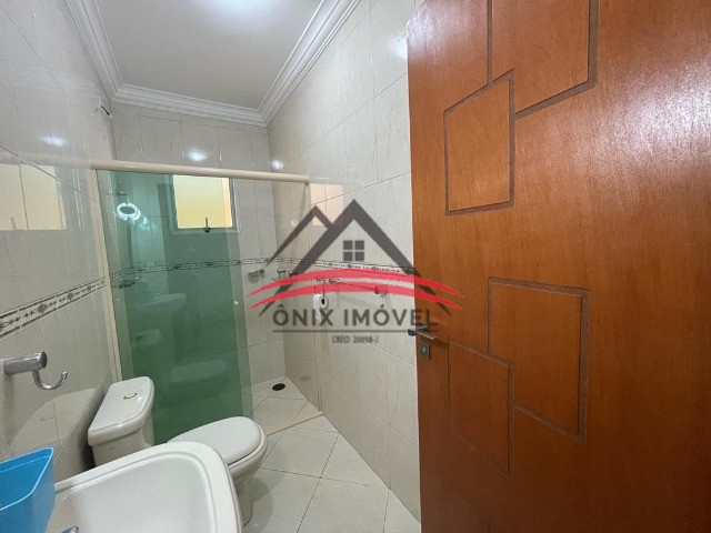 Casa de Condomínio à venda com 3 quartos, 250m² - Foto 6