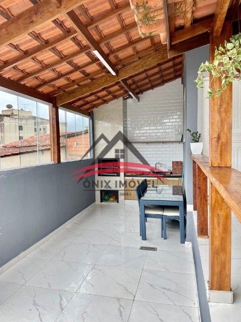 Casa de Condomínio à venda com 4 quartos, 250m² - Foto 5